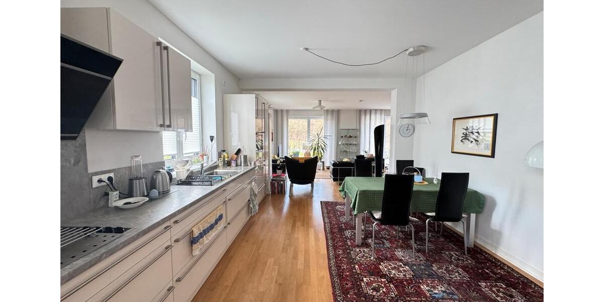 Erdgeschoßwohnung Ahnatal - 3 Zimmer, 122 m&sup2;, 1.400&euro; | Angebot:25991879