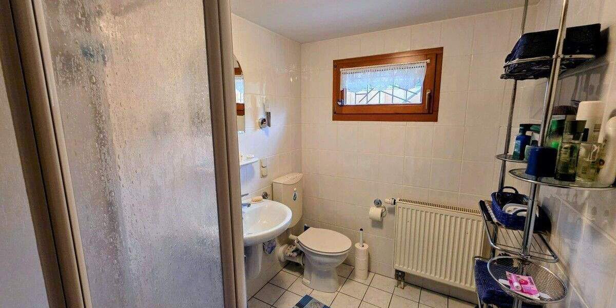 Einfamilienhaus Kassel / Harleshausen Harleshausen - 7 Zimmer, 148 m&sup2;, 549.000&euro; | Angebot:24990011