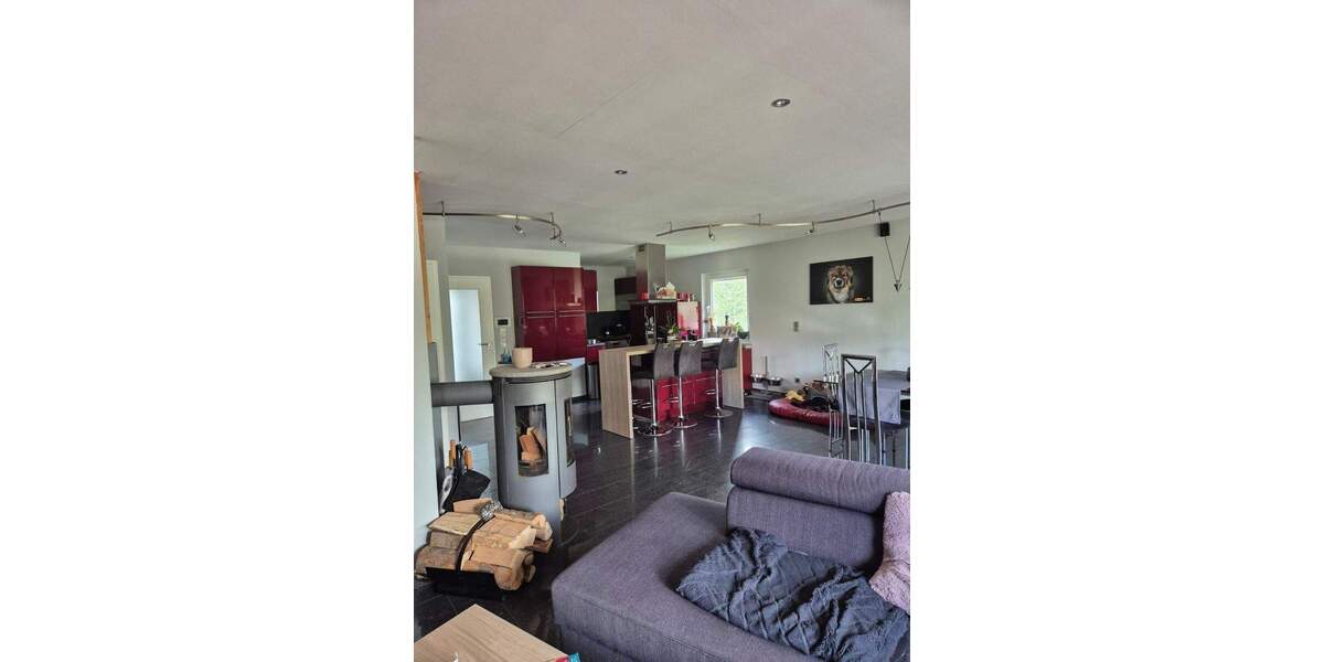 Einfamilienhaus Wolfhagen - 4 Zimmer, 120 m&sup2;, 350.000&euro; | Angebot:24967245