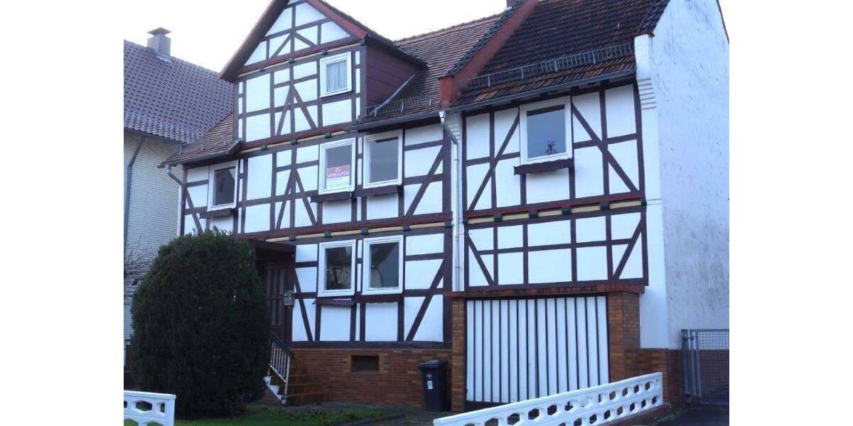 Provisionsfrei - Solides Einfamilienhaus in Niestetal-H. 6 zimmer