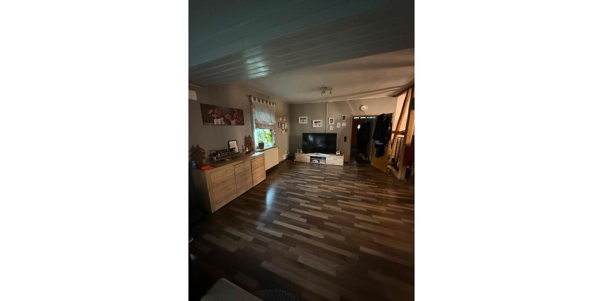 Einfamilienhaus Hofgeismar - 5 Zimmer, 145 m&sup2;, 275.000&euro; | Angebot:23231262