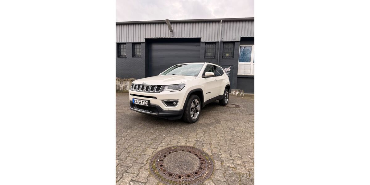 Jeep Compass 84.000 km 16.500 &euro; Fuldabrück 34277