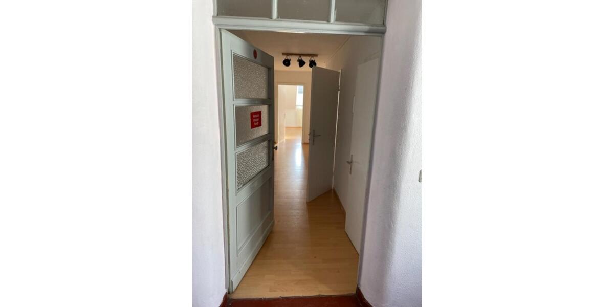 Etagenwohnung Kassel Südstadt - 2 Zimmer, 70 m&sup2;, 570&euro; | Angebot:25127099