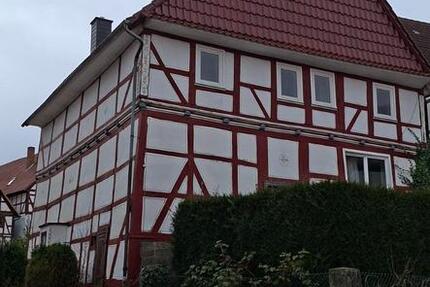 Haus Wolfhagen - 6 Zimmer, 110 m&sup2;, 55.000&euro; | Angebot:24890155