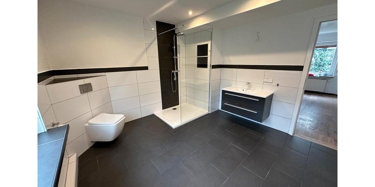 Mehrfamilienhaus, Wohnhaus Kaufungen - 14 Zimmer, 352 m&sup2;, 375.000&euro; | Angebot:26545000