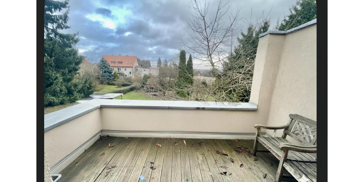 Ein Zimmer in einer drei Zimmerwohnung zu Vermieten 1 zimmer