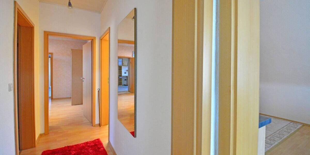 Mehrfamilienhaus, Wohnhaus Hofgeismar / Hombressen Hombressen - 9 Zimmer, 245 m&sup2;, 300.000&euro; | Angebot:26851776