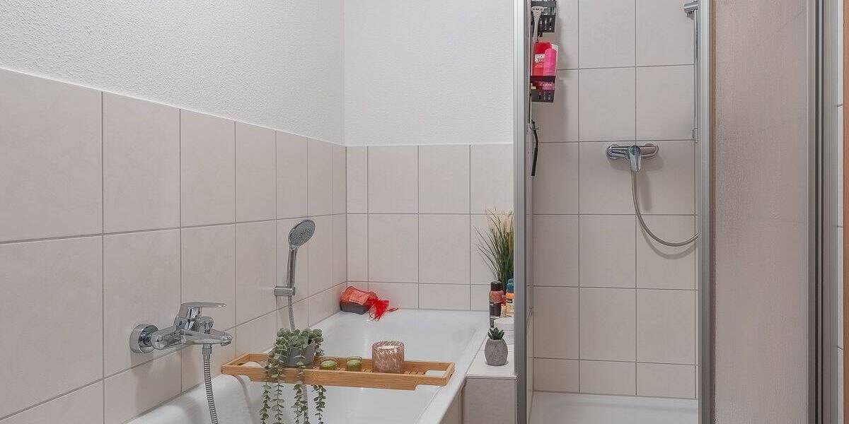 Etagenwohnung Kassel / Mitte Mitte - 3 Zimmer, 80 m&sup2;, 1.000&euro; | Angebot:26740329