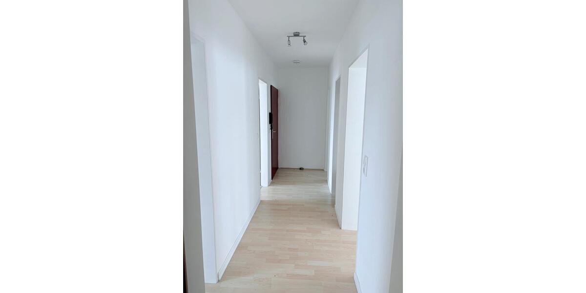 Etagenwohnung Hofgeismar - 3 Zimmer, 74 m&sup2;, 550&euro; | Angebot:26036556