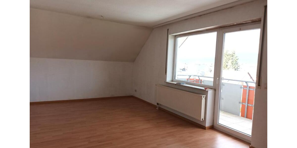 Dachgeschoßwohnung Niedenstein - 2 Zimmer, 58 m&sup2;, 340&euro; | Angebot:26047247