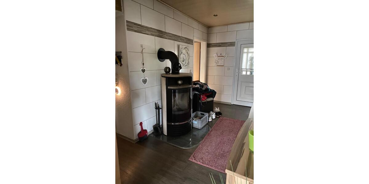Etagenwohnung Bad Emstal - 3 Zimmer, 87 m&sup2;, 158.000&euro; | Angebot:26704391