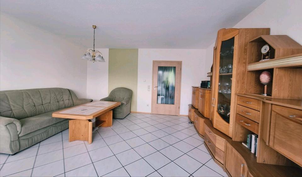 Etagenwohnung Baunatal - 3 Zimmer, 82 m&sup2;, 230.000&euro; | Angebot:26611827