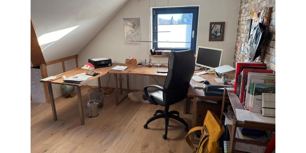 Einfamilienhaus Staufenberg - 6.5 Zimmer, 171 m&sup2;, 420.000&euro; | Angebot:26615808