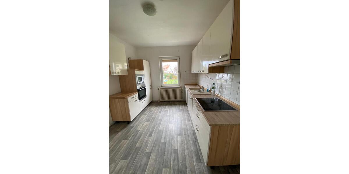 Einfamilienhaus Kassel Bettenhausen - 7 Zimmer, 150 m&sup2;, 1.950&euro; | Angebot:26554827