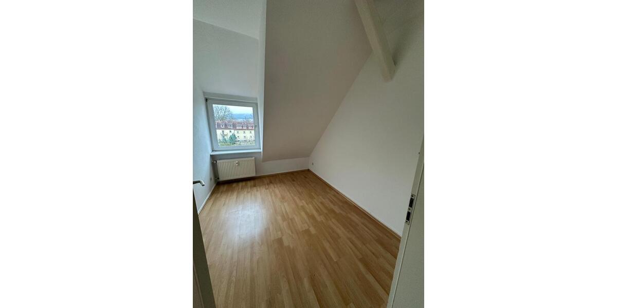 Charmante 2-Zimmer DG Wohnung in Kassel-Oberzwehren 2 zimmer