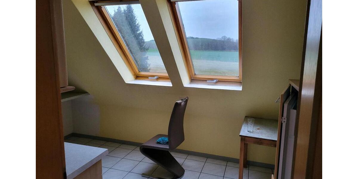 Dachgeschoßwohnung Naumburg - 3 Zimmer, 69 m&sup2;, 450&euro; | Angebot:25782764