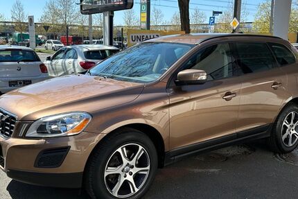 Volvo XC60 180.000 km 9.399 &euro; Kassel 34123