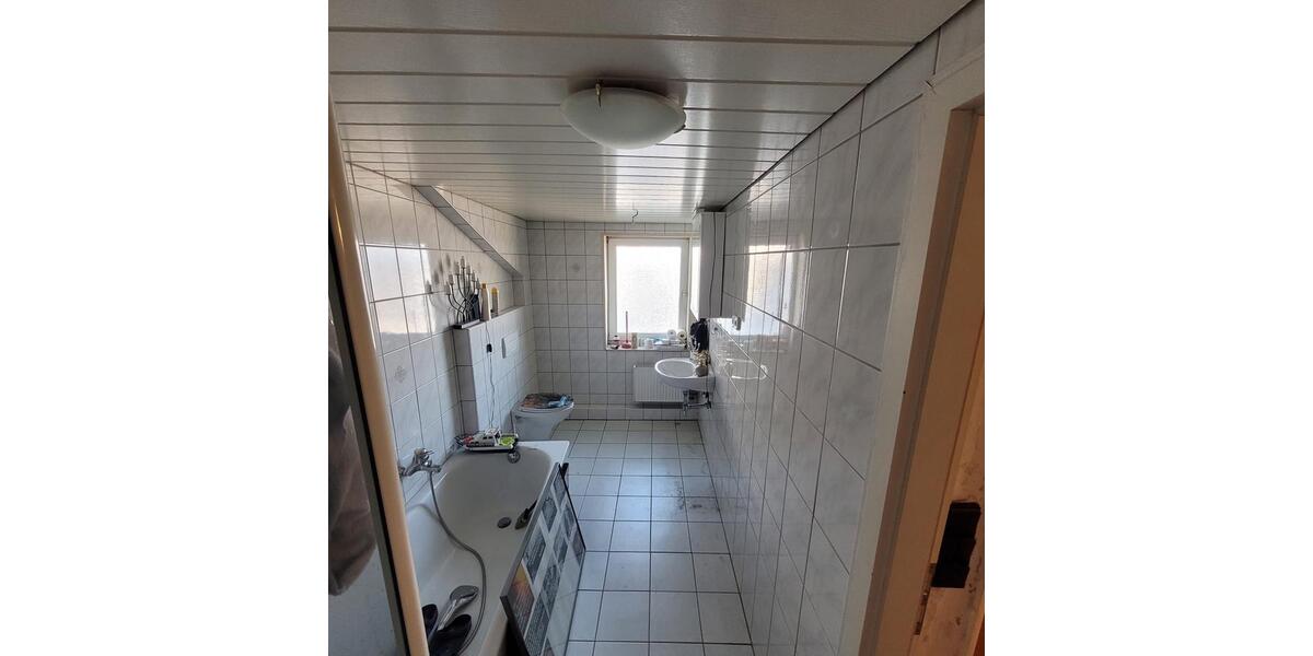 Etagenwohnung Lohfelden - 2 Zimmer, 66 m&sup2;, 650&euro; | Angebot:26267008