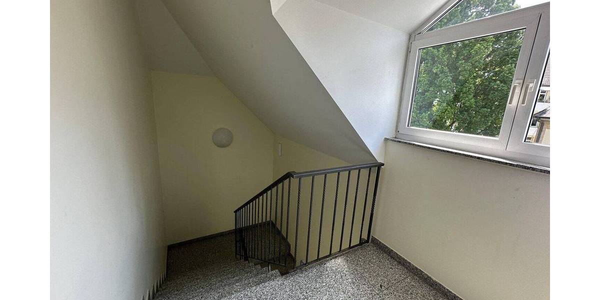 Etagenwohnung Kassel Bad Wilhelmshöhe - 3 Zimmer, 106 m&sup2;, 1.100&euro; | Angebot:26825326