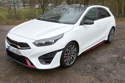 Kia ceed / Ceed 25.700 km 26.900 &euro; Kassel 34321