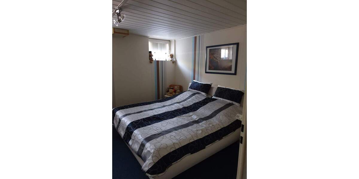 Einfamilienhaus Wolfhagen - 4 Zimmer, 120 m&sup2;, 350.000&euro; | Angebot:26015343