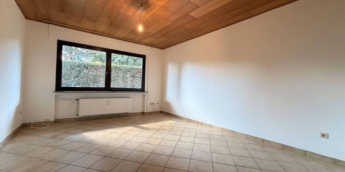 Etagenwohnung Kassel Niederzwehren - 3 Zimmer, 75 m&sup2;, 195.000&euro; | Angebot:26731016