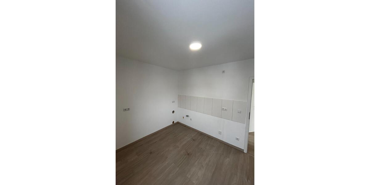 Etagenwohnung Baunatal - 4 Zimmer, 92 m&sup2;, 1.020&euro; | Angebot:25229056