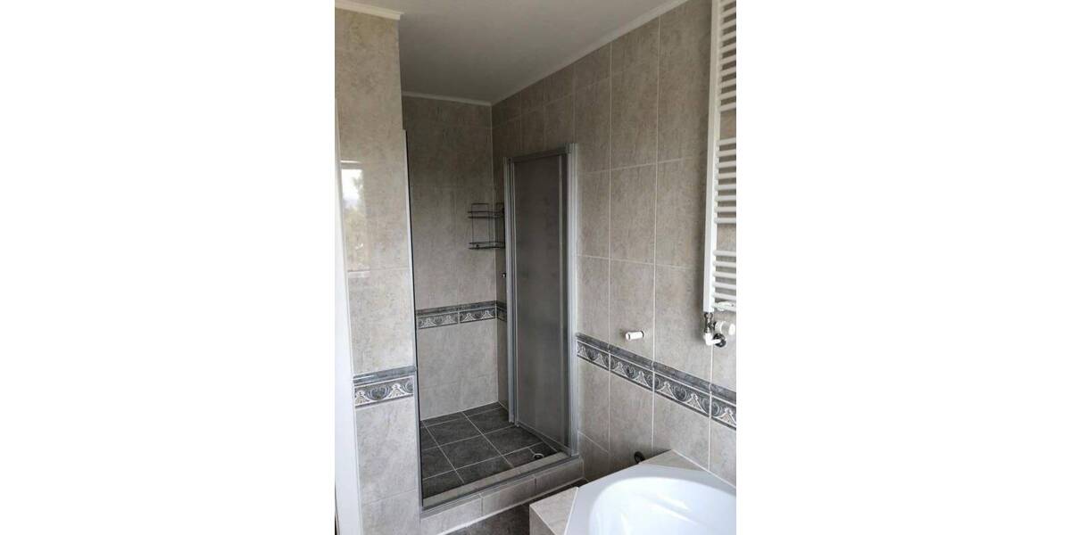 Etagenwohnung Fritzlar Werkel - 5 Zimmer, 115 m&sup2;, 850&euro; | Angebot:26910379