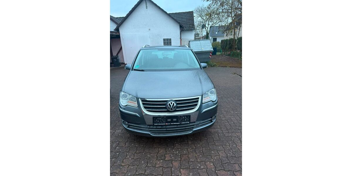 VW Touran 176.000 km 2.200 &euro; Niestetal 34266