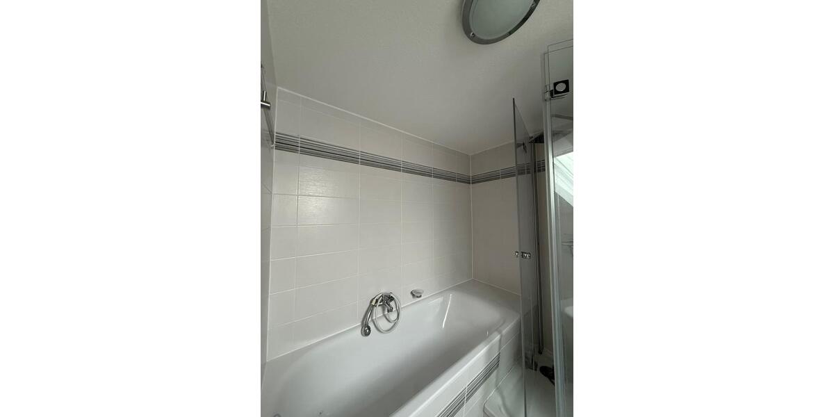 Dachgeschoßwohnung Fritzlar - 3 Zimmer, 106 m&sup2;, 1.000&euro; | Angebot:26318590