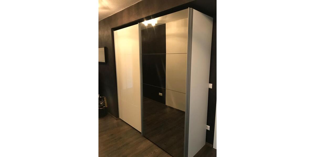 Etagenwohnung Kassel Vorderer Westen - 3 Zimmer, 103 m&sup2;, 1.200&euro; | Angebot:25950882