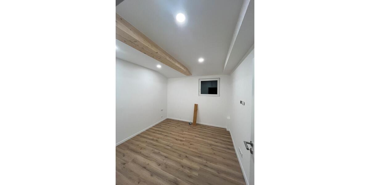 Kernsanierte 3-Zimmer-1. OG-Wohnung in Ahnatal-Weimar - KFW70 3 zimmer