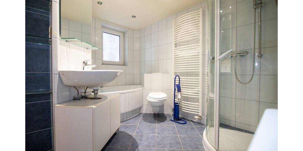 Reihenendhaus Hessisch Lichtenau - 6 Zimmer, 165 m&sup2;, 120.000&euro; | Angebot:25799614