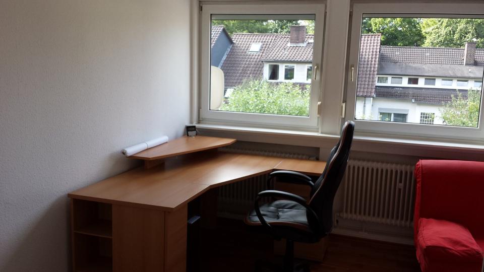 Helle 2,5 ZKB Wohnung mit EBK zum 01.03.01.04.26 zu vermieten 2.5 zimmer