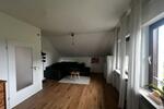 Dachgeschoßwohnung Kaufungen - 4 Zimmer, 100 m&sup2;, 990&euro; | Angebot:26165151