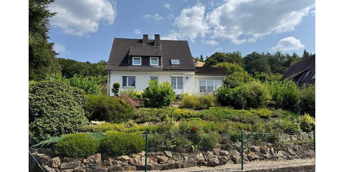 Ihr neues Zuhause: Einfamilienhaus auf Traumgrundstück in Kaufungen 7 zimmer
