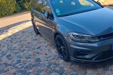 VW Golf 130.000 km 28.900 &euro; Fuldatal 34233