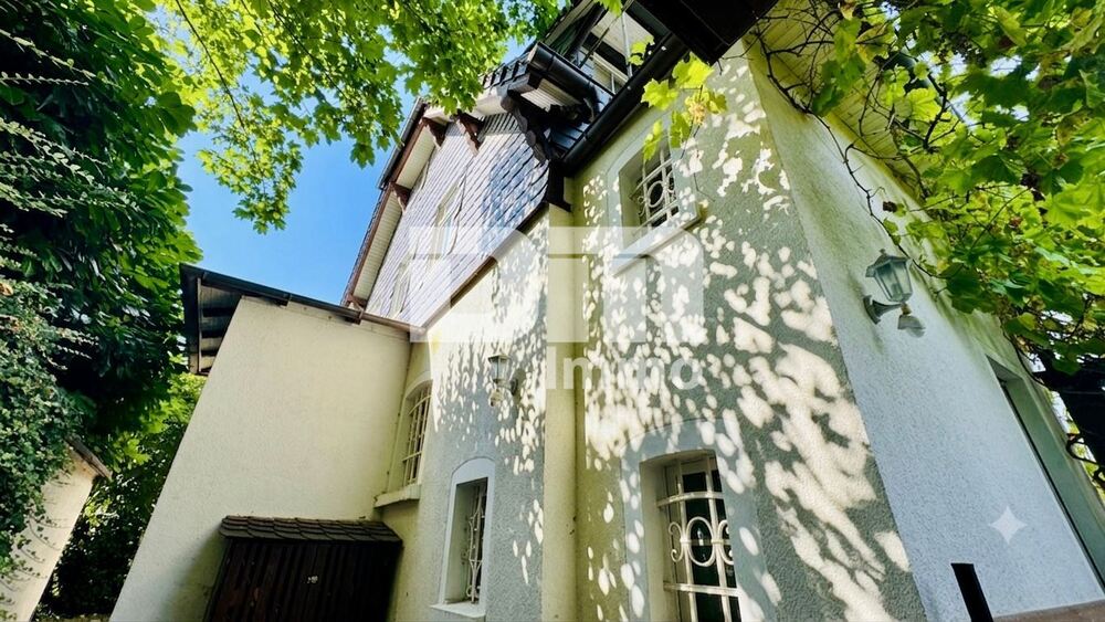Sanierter Wohntraum mit Garten Terrasse und 2 Garagen + vielen Extras - Einfamilienhaus Witzenhausen | Angebot:27244520