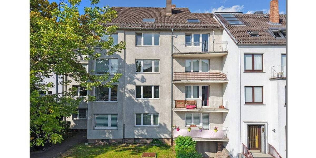 Etagenwohnung Kassel Mitte - 4 Zimmer, 134 m&sup2;, 300.000&euro; | Angebot:25938417