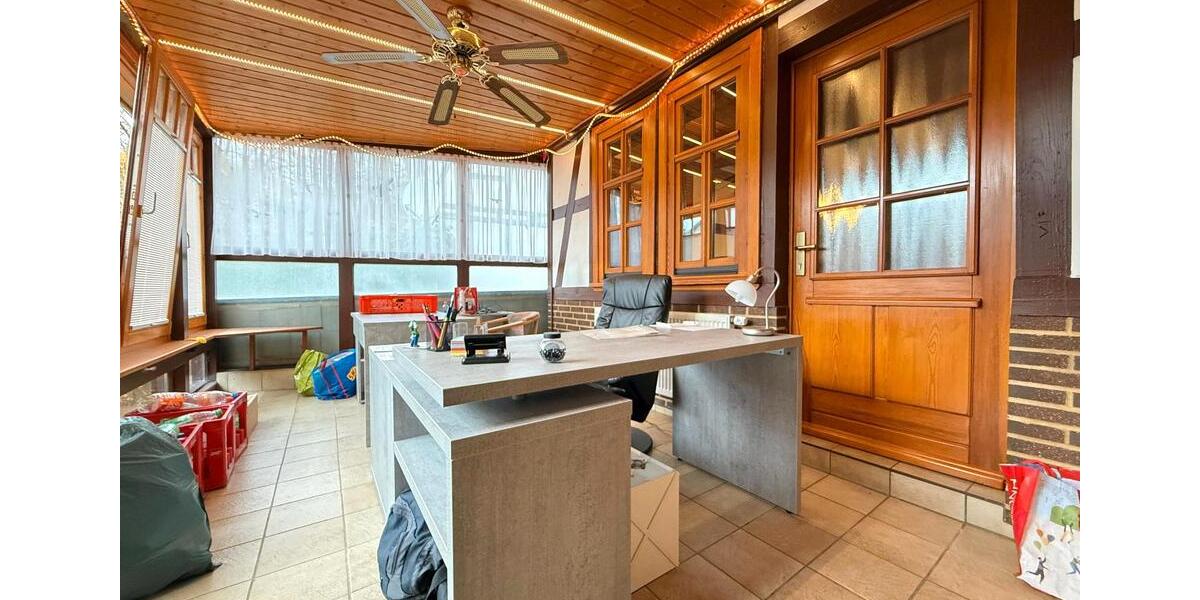 Mehrfamilienhaus, Wohnhaus Körle - 11 Zimmer, 326 m&sup2;, 349.000&euro; | Angebot:27120350