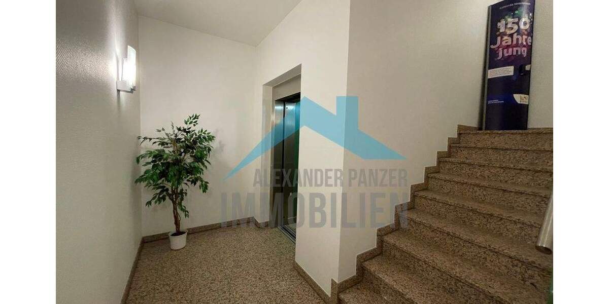 Gepflegte Büroetage mit Balkon nähe DEZ! zimmer