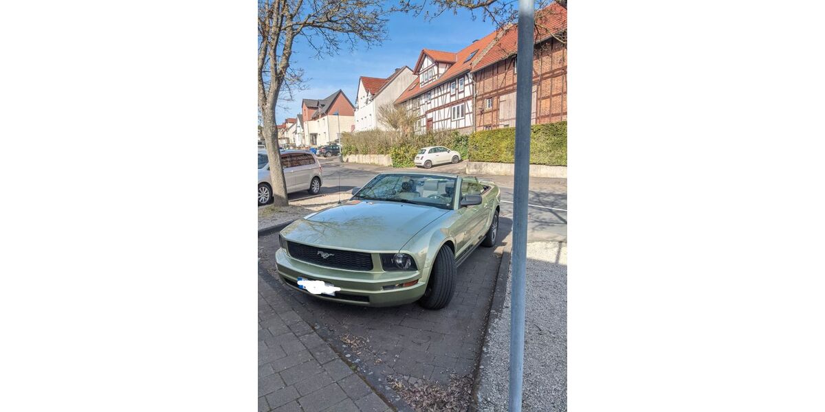 Ford Mustang 170.000 km 9.950 &euro; Kassel 34128