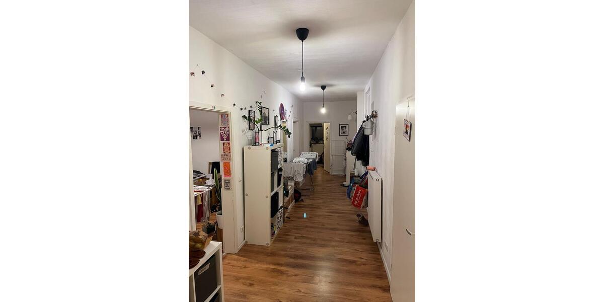 Dachgeschoßwohnung Kassel Vorderer Westen - 16 Zimmer, 280 m&sup2;, 800.000&euro; | Angebot:25907751