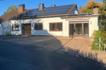 Doppelhaushälfte in Fürstenhagen 8 zimmer