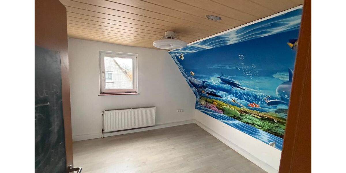 Einfamilienhaus Grebenstein - 5 Zimmer, 140 m&sup2;, 700&euro; | Angebot:25854923