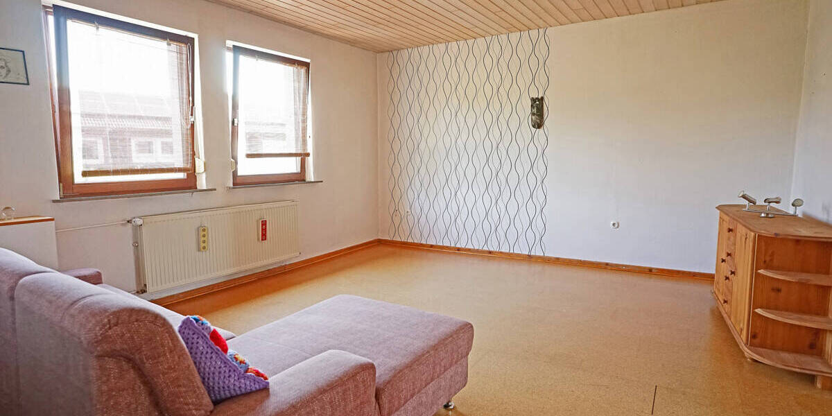 DAS BAUERNHAUS FÜR DIE GROSSE FAMILIE IM ORTSKERN VON VOLLMARSHAUSEN 8 zimmer