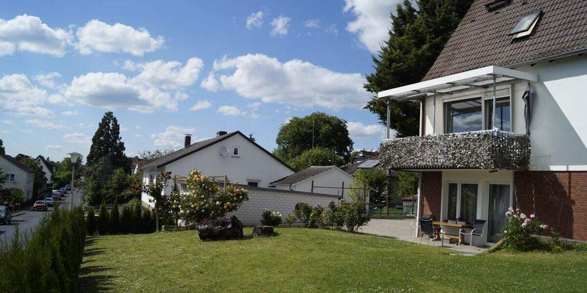 Charmantes 3-Parteienhaus in Kassel-Eichwald - Ruhige Wohnlage im Grünen 8 zimmer