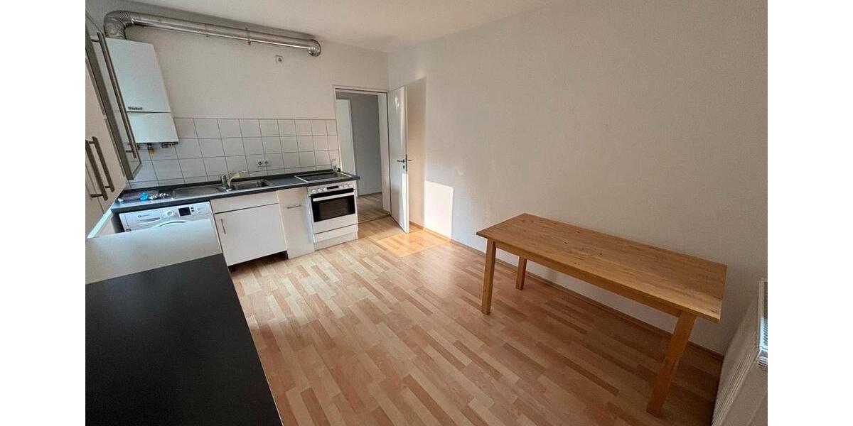Etagenwohnung Kassel Vorderer Westen - 2 Zimmer, 58 m&sup2;, 700&euro; | Angebot:26327853