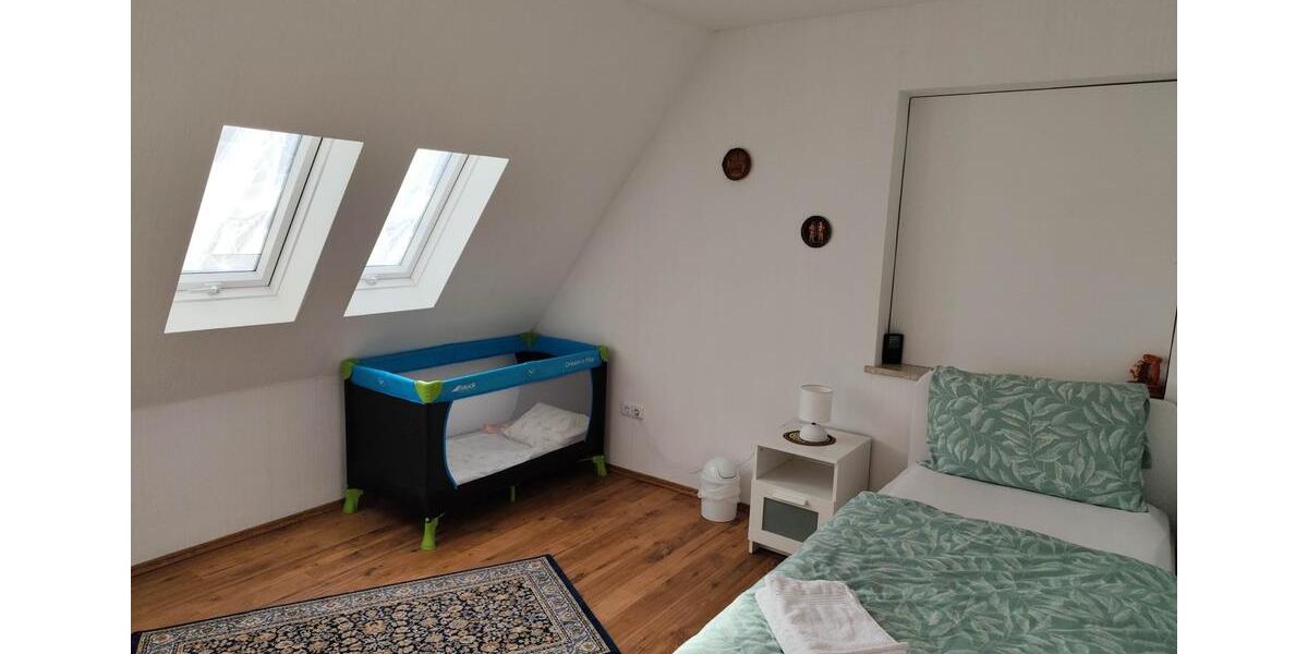 Etagenwohnung Kassel Niederzwehren - 4 Zimmer, 110 m&sup2;, 1.590&euro; | Angebot:24832070