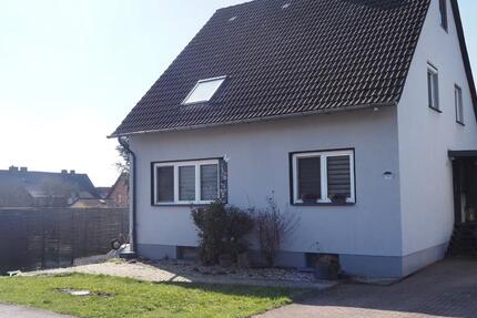 Haus Staufenberg - 7 Zimmer, 128 m&sup2;, 220.000&euro; | Angebot:25840947